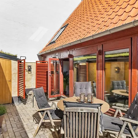Gaby - 250m From The Sea By Interhome